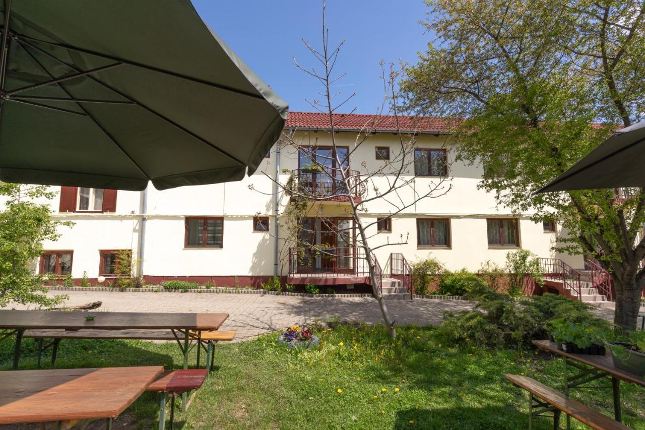 Pension Greenhouse Sibiu Buitenkant foto